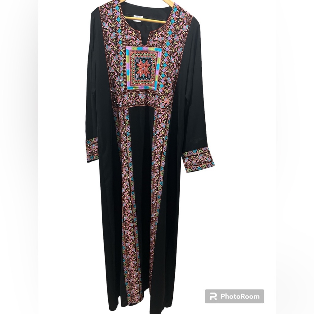 Modern Thob Long Embroidery heritage Dress Jordanian palestinian Caftan